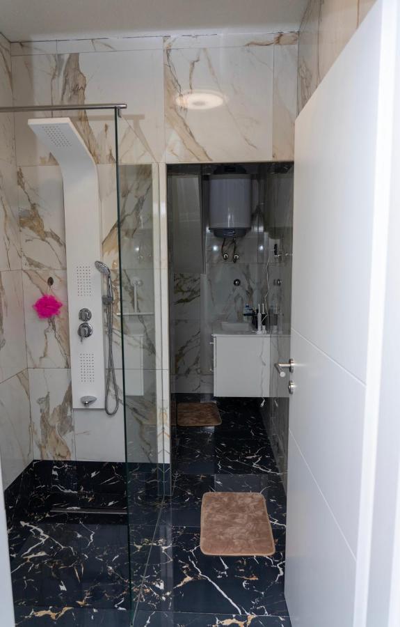 Bihać Guest House Eden מראה חיצוני תמונה